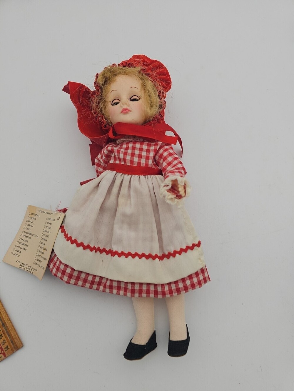 Vintage Effanbee Little Red Riding Hood Storybook Collection Doll--11"
